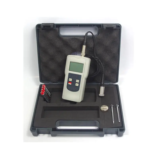 AET Digital Vibrometer with Displacement Tester - Image 2